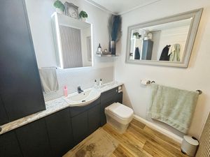 Shower Room - click for photo gallery